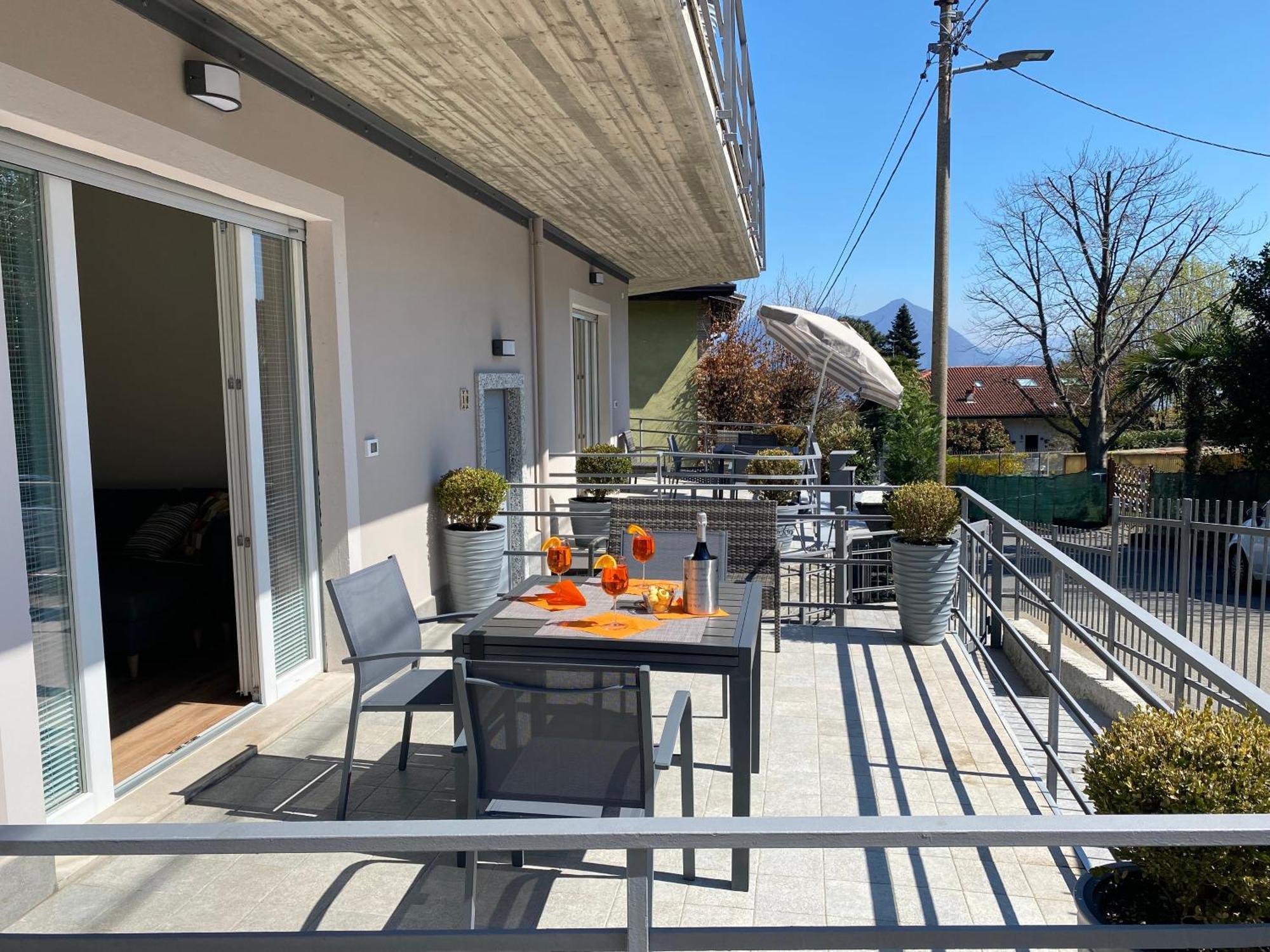 Appartamenti Golfo Borromeo 3 E 4 Baveno Exterior photo